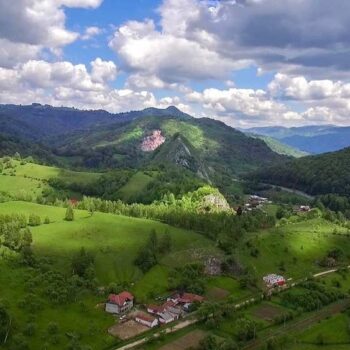 TENCENT 腾讯 teambuilding Bănița Fortress 2